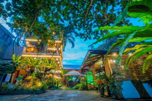 Puerto Pension near Immaculate Conception Cathedral
