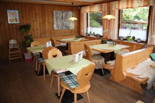 Exterior view, Berghaus Außergschloß in Other