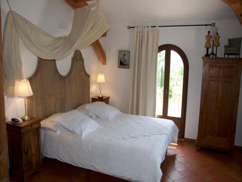 1 queen bed
