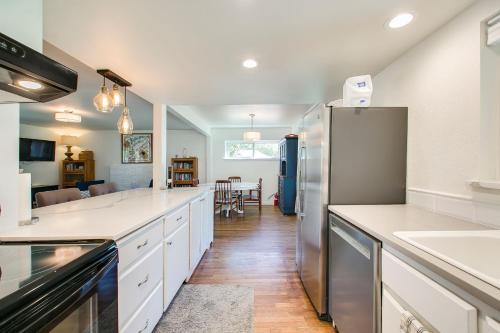 Konyha, Patty's Piece of Peace near Veterán Emlékpark