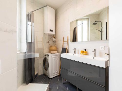 Two-Bedroom Apartment image 3