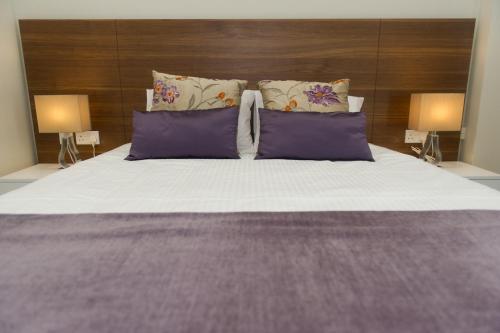 1 double bed, 1 sofa bed