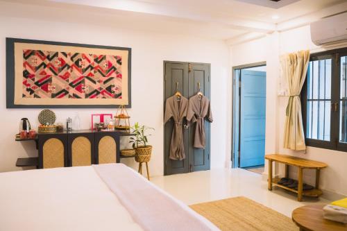 Double or Twin Room with Terrace image 1
