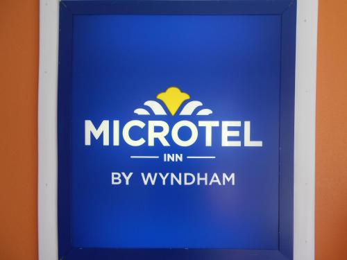 Microtel Inn By Wyndham Albany Airport