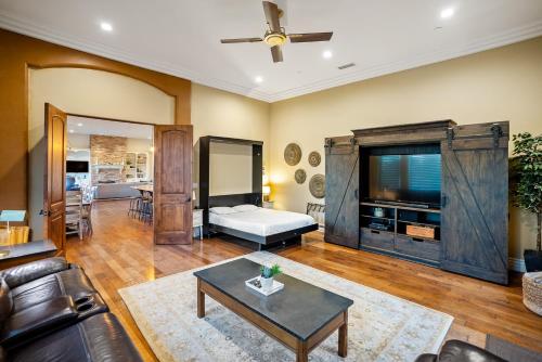 Frontier Farmhouse in Templeton (CA)