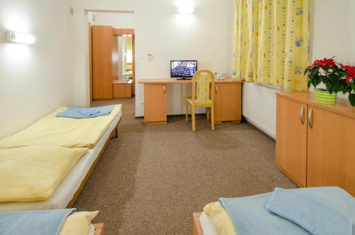 Lobby, HOTEL IMOS PRAHA in Prague 09