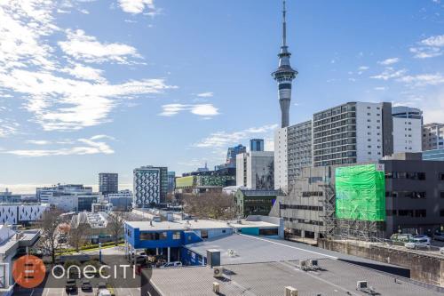 Spacious 3BR in Auckland CBD w Parking City Views, Auckland (foto 7)
