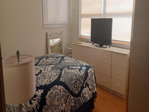 Stunning Home In Loveladies With 3 Bedrooms And Internet in Loveladies, USA