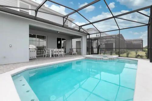 Solterra Resort 5br w/Pool Spa New Disney! - image 12