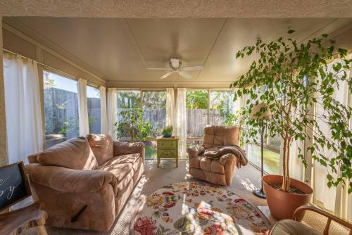 บริการและสิ่งอำนวยความสะดวก, Seabreeze Bungalow in โกรเวอร์ บีช (CA)