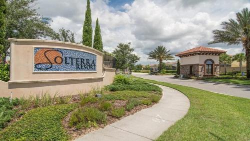 Solterra Resort 5br w/Pool Spa New Disney! - image 14