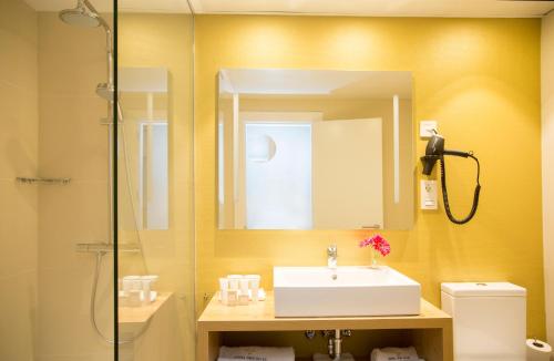 Hotel Tres Reyes - image 11