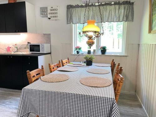 Iekārtas, Peaceful Forest Retreat with Cottage in Immeln