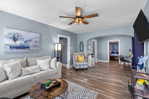 Faciliteter, Sweet Cherry Escape | JZ Vacation Rentals in Warrenton (MO)