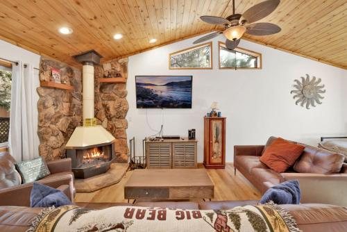 Natures delight #2413 in Big Bear Lake, USA