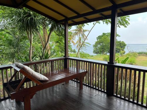 Melaya Cabanas near Pebuahan Beach