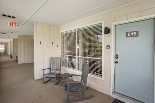 515 Sunsuite - Studio - image 29