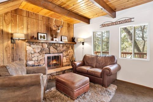 Chipmunk treehouse #1983 in Big Bear Lake, USA