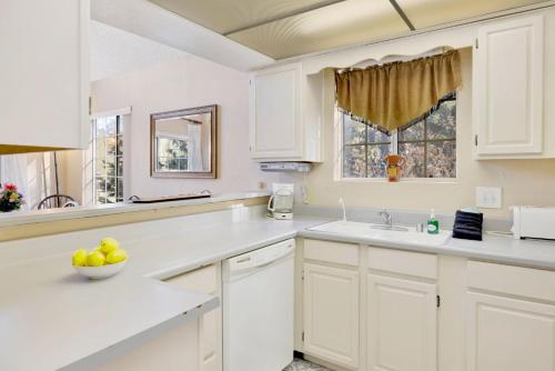 Bear mountain chalet #639 in Big Bear Lake, USA