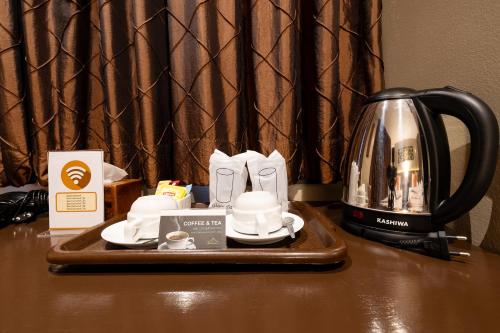 Standard Twin Room image 3