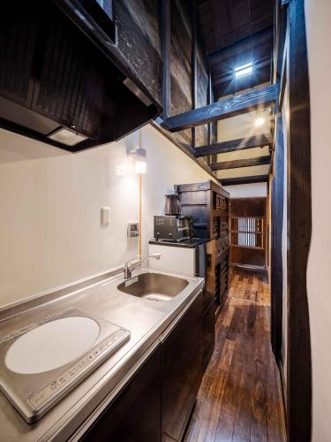 Akane an Machiya House - image 3