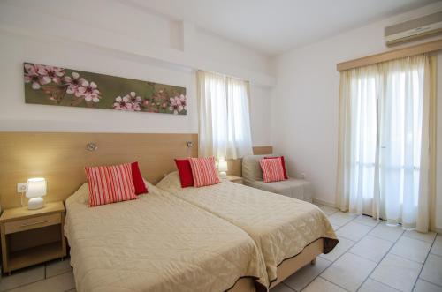 Brother's Hotel - image 2