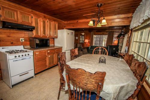 ANNS PLACE #1089 in Big Bear Lake, USA