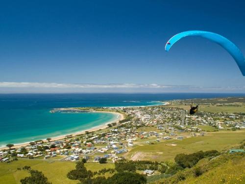 4BR Apollo Bay Beach house
