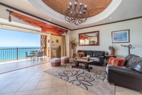Penthouse Beach Paradise Luxurious Condo