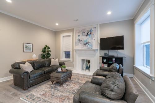 46322ndFl: Historic Haven by JZ Vacation Rentals in Tower Grove, USA