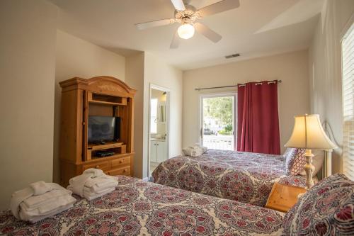 48 Davis Love - Three Bedroom House - image 36