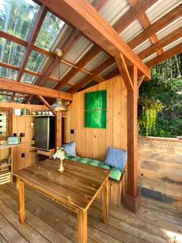 景觀, Tree Top Sanctuary Cowichan Valley in 桑尼根湖 (BC)