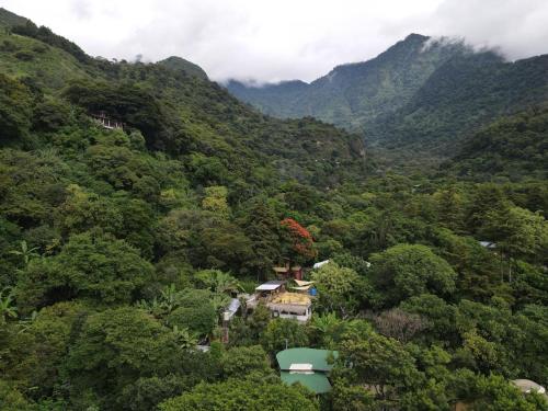 Casa AHAU in San Marcos La Laguna