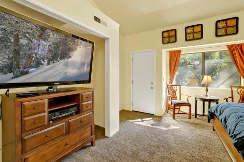 Buttercup #2508 in Big Bear Lake, USA