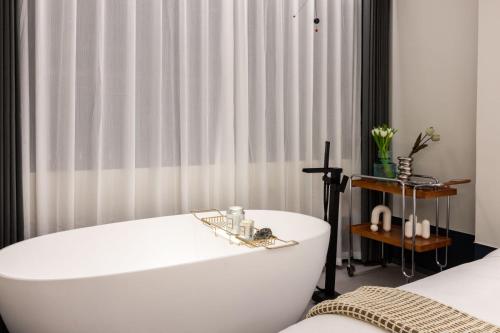 Deluxe Queen Room with Two Queen Beds image 3