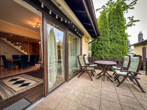 Prosportówek - Powidz - Dom Bliźniak nad Jeziorem z Dużym Ogrodem (Prosportowek - Powidz - Dom Blizniak nad Jeziorem z Duzym Ogrodem) in 波維茲