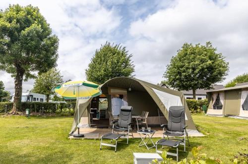 Holme A Camping & Cottages in ฮอฟเบิร์ก