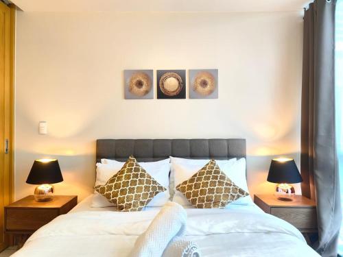 Uptown BGC Spacious 1BR Unit by Terravista - Prague Suite, Manila