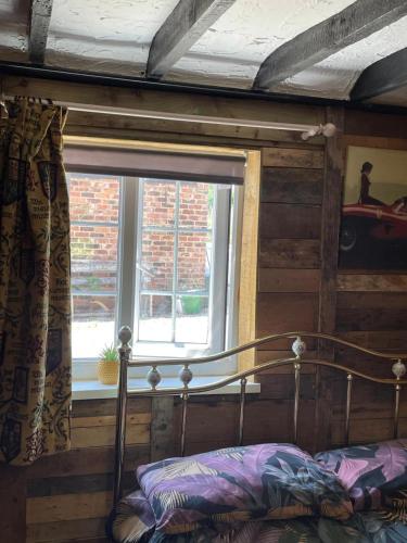 OYO Yarm Cottages - Tap to explore photos