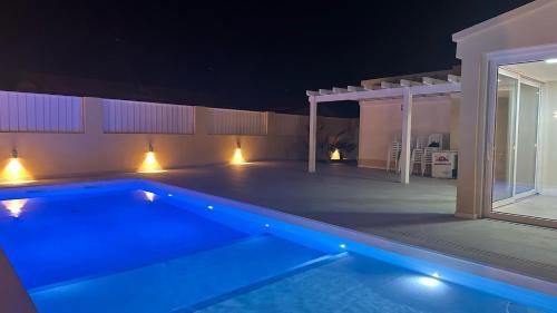 Villa con piscina LAJARES Ojo del Calderón