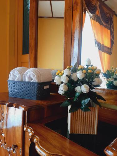 Double Room with Private Bathroom image 1