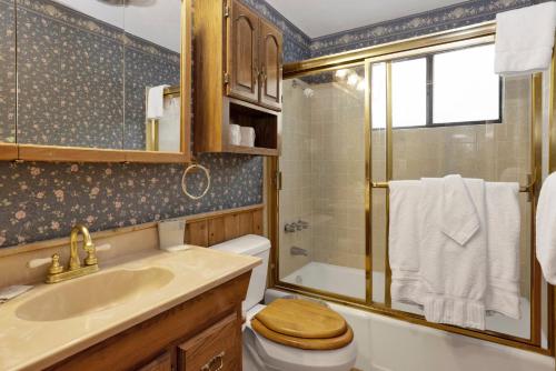 Mountain Hideaway on Maryland #2494 in Big Bear Lake, USA
