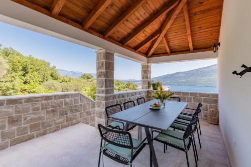 Létesítmények, Villa Zoe Retreat in Denovici