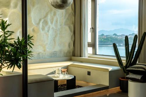 King Suite with Sea View room in NiaoDao Seaview Hotel