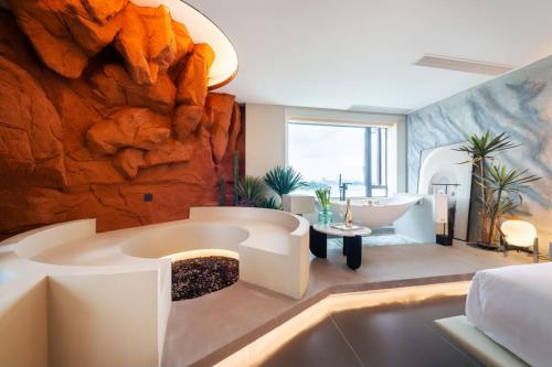 Junior Suite with Sea View image 7
