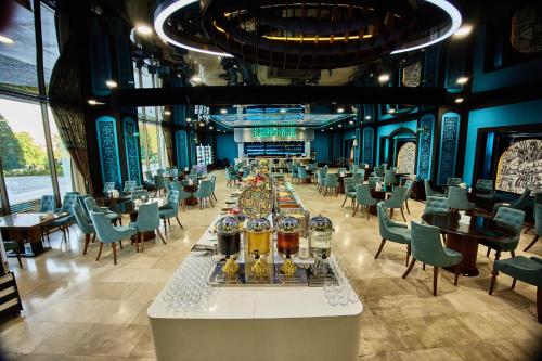 Lobby, Hotel Uzbekistan in Tashkent