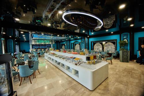 Food and beverages, Hotel Uzbekistan in Tashkent