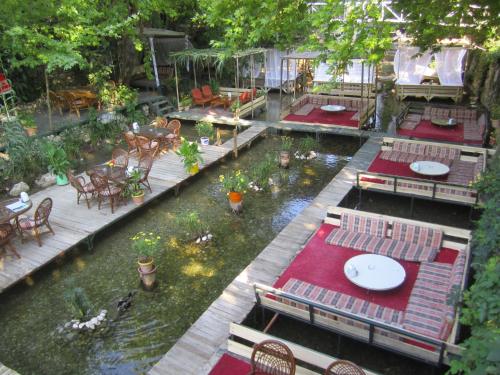 餐廳, 阿爾坎達河花園酒店 (Arikanda River Garden Hotel) in 阿德拉桑