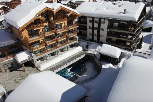 Alpenhotel Fleurs de Zermatt - image 11