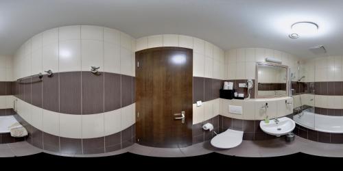 Junior Suite image 5